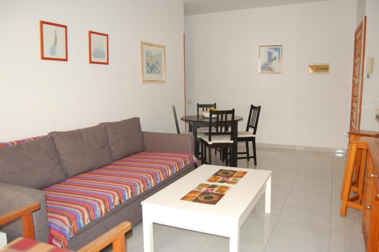 Apartamentos Los Laureles El Medano  Ngoại thất bức ảnh