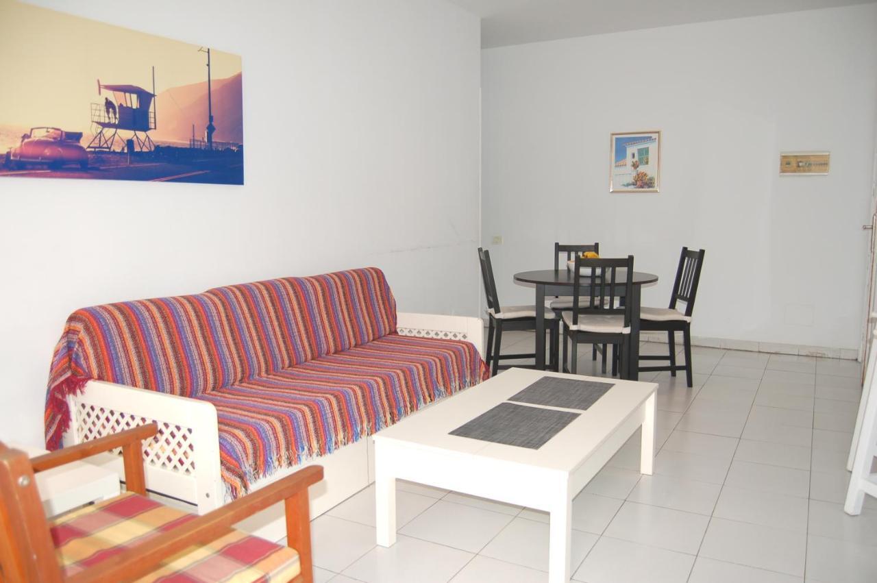 Apartamentos Los Laureles El Medano  Ngoại thất bức ảnh